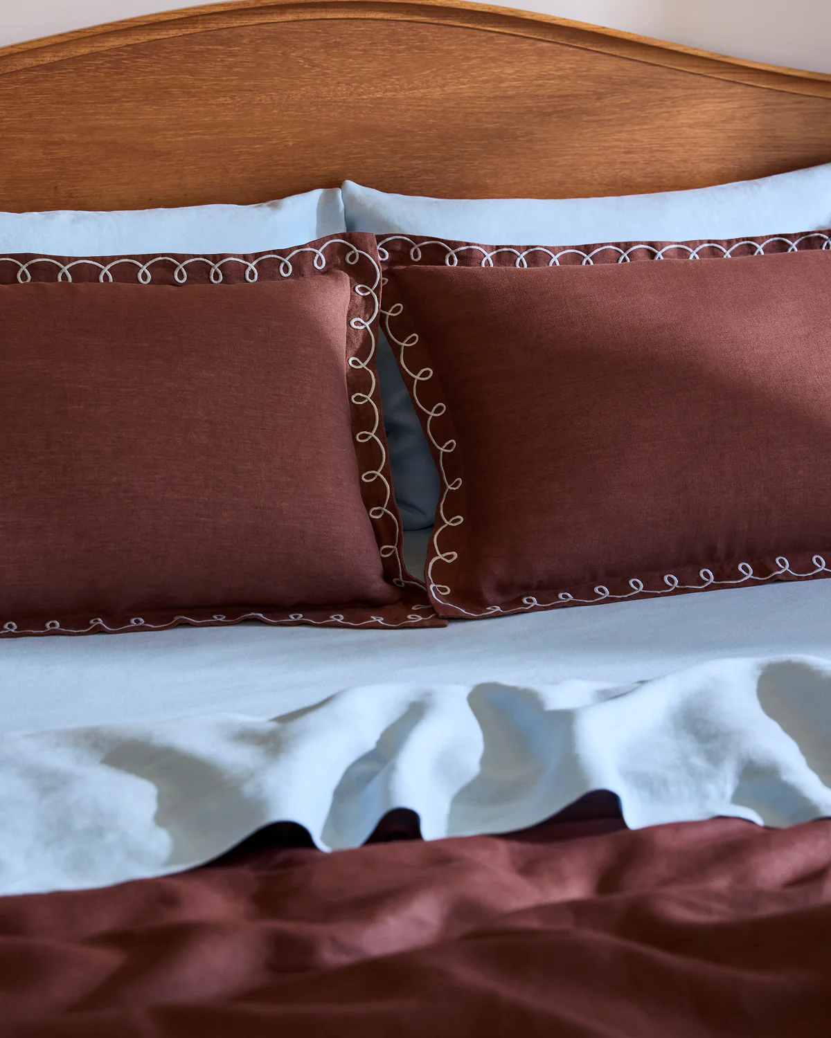 Cacao & Coast 100% French Flax Linen Swirl Pillowcases (Set of Two) - Image 4