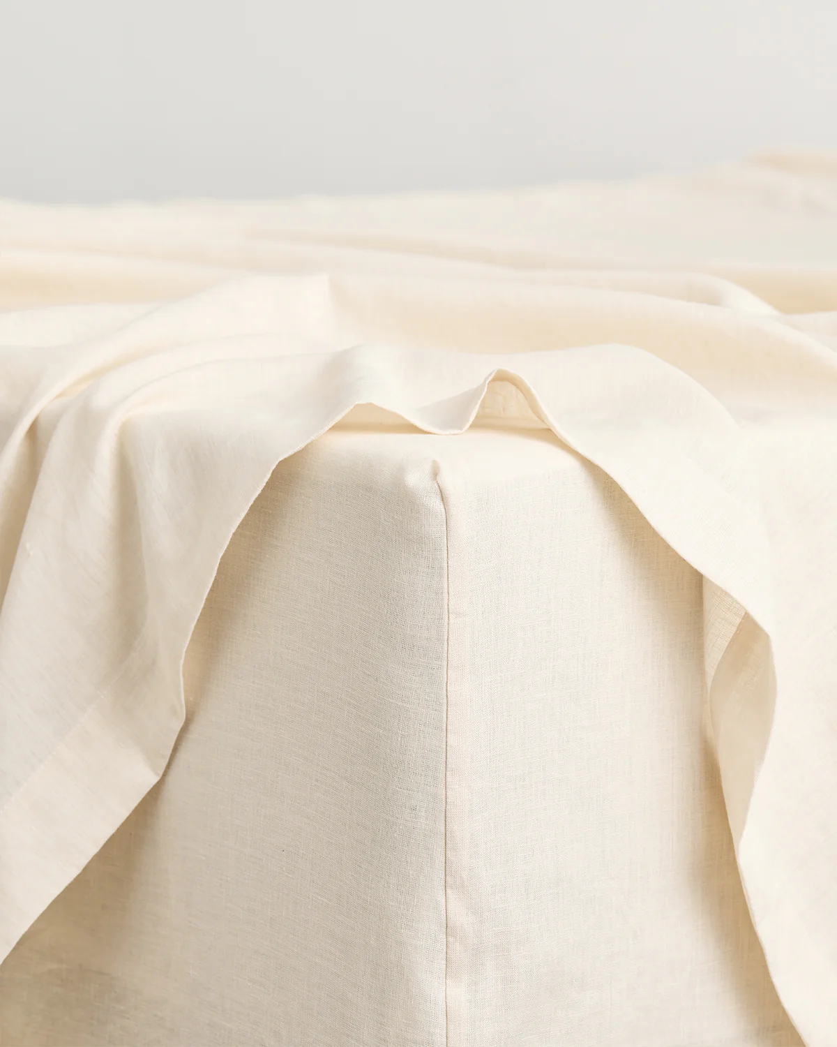 Crème 100% French Flax Linen Bedding Bundle - Image 3