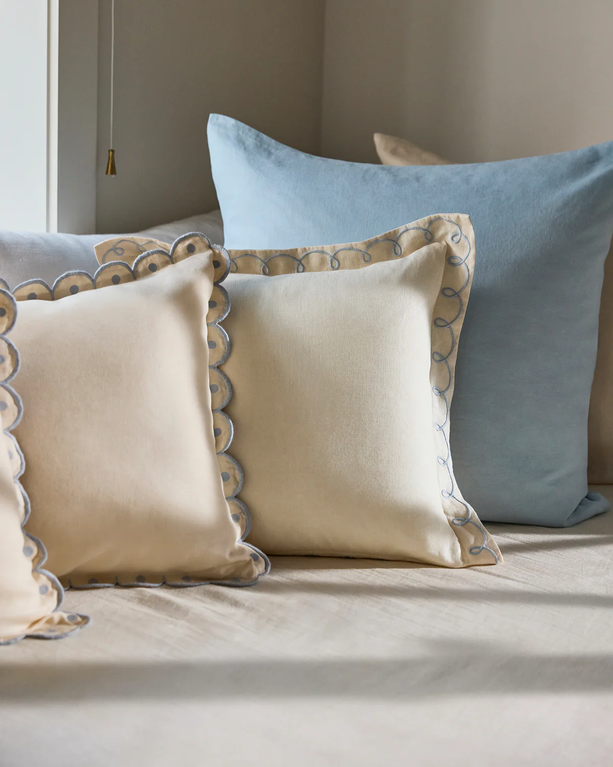 Crème & Coast 100% French Flax Linen Swirl Cushion Cover - Image 4