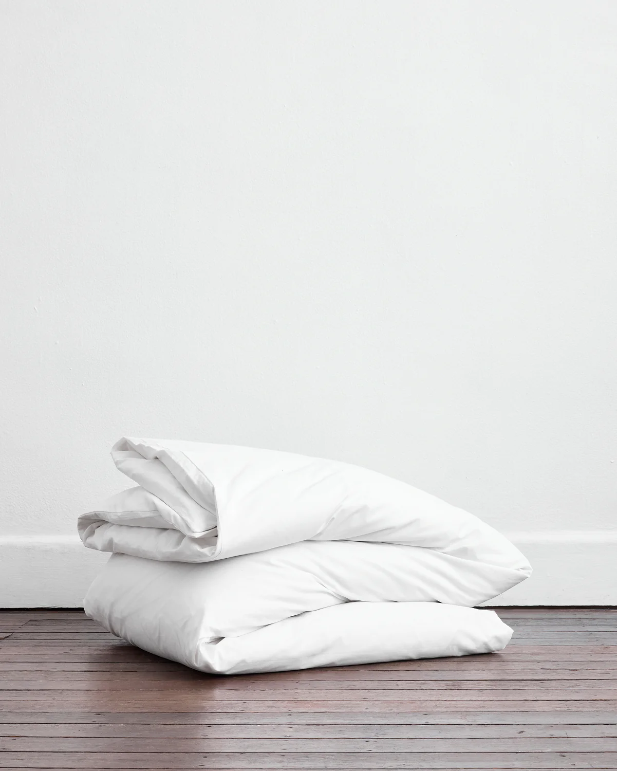 Crisp White 100% Organic Cotton Duvet Cover Set - Image 4