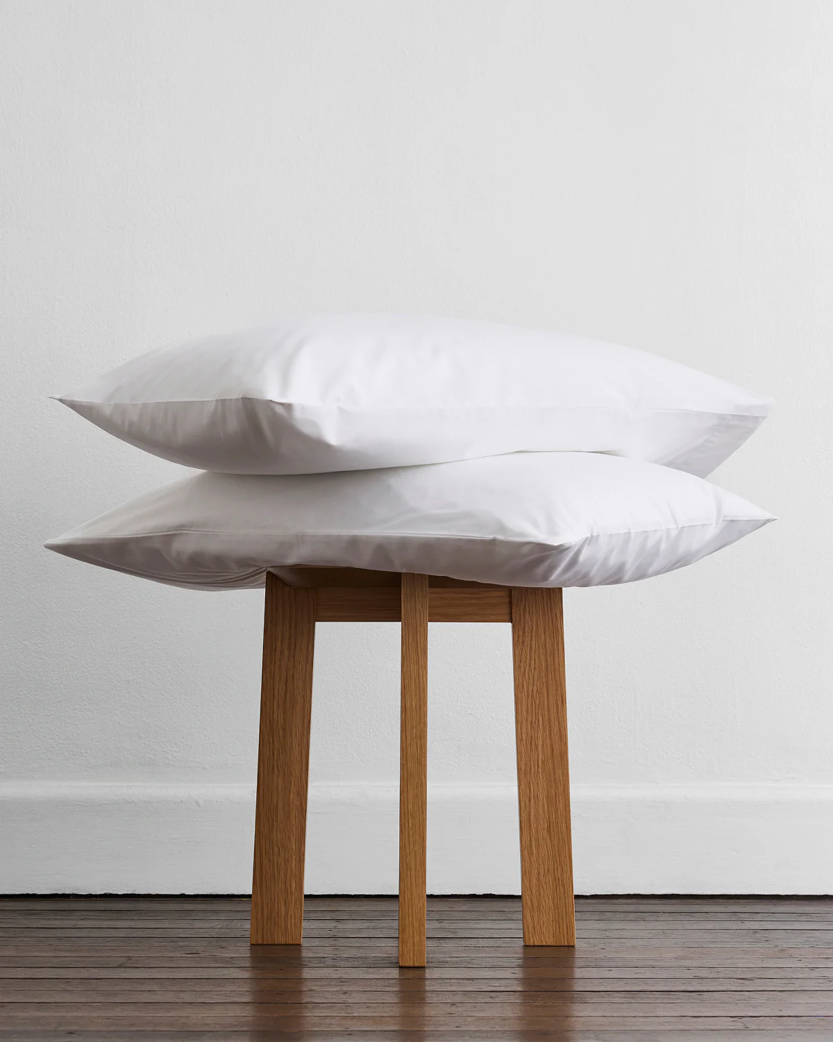 Crisp White 100% Organic Cotton Duvet Cover Set - Image 3