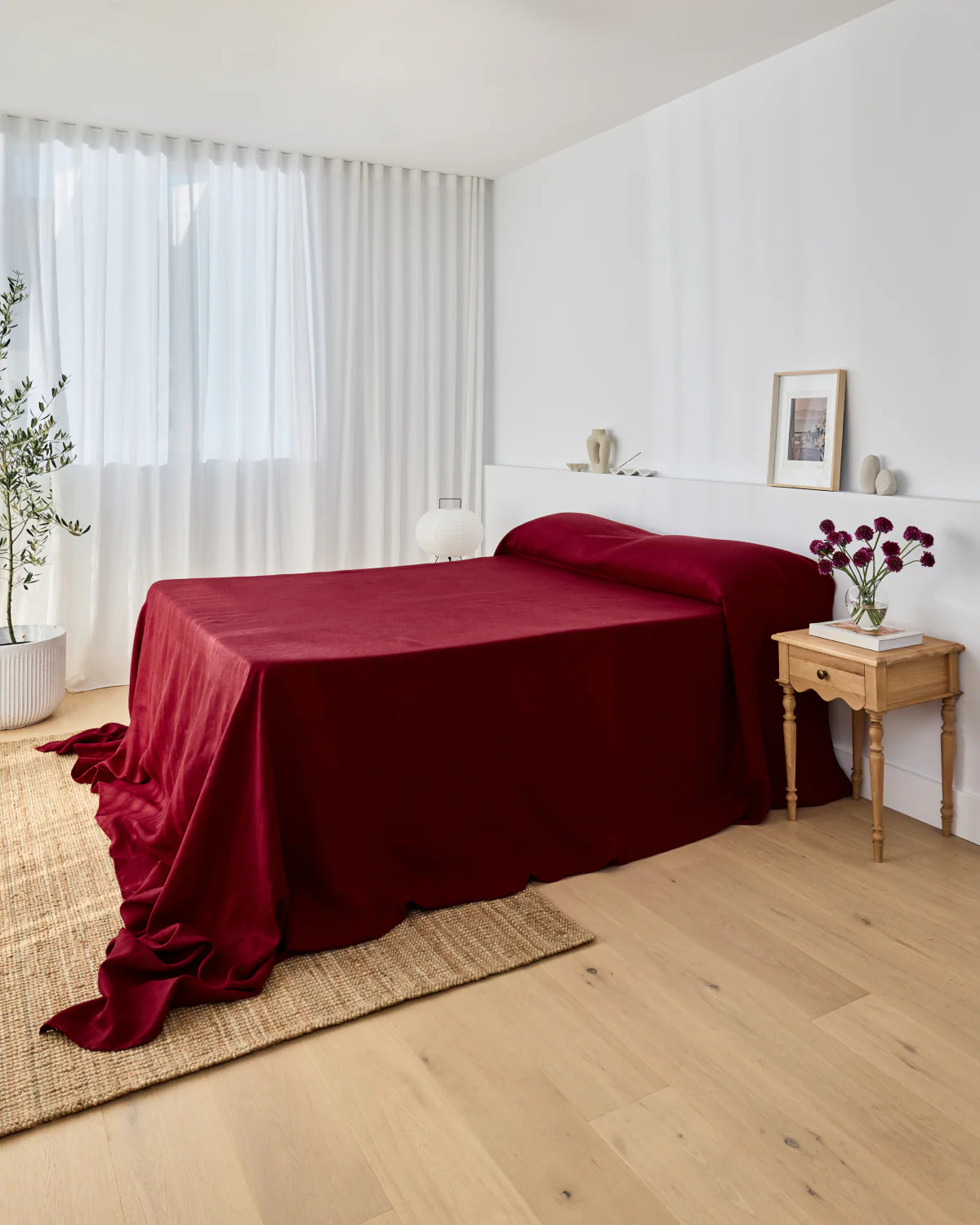 Mulberry Heavy Linen Bed Cover - Image 4