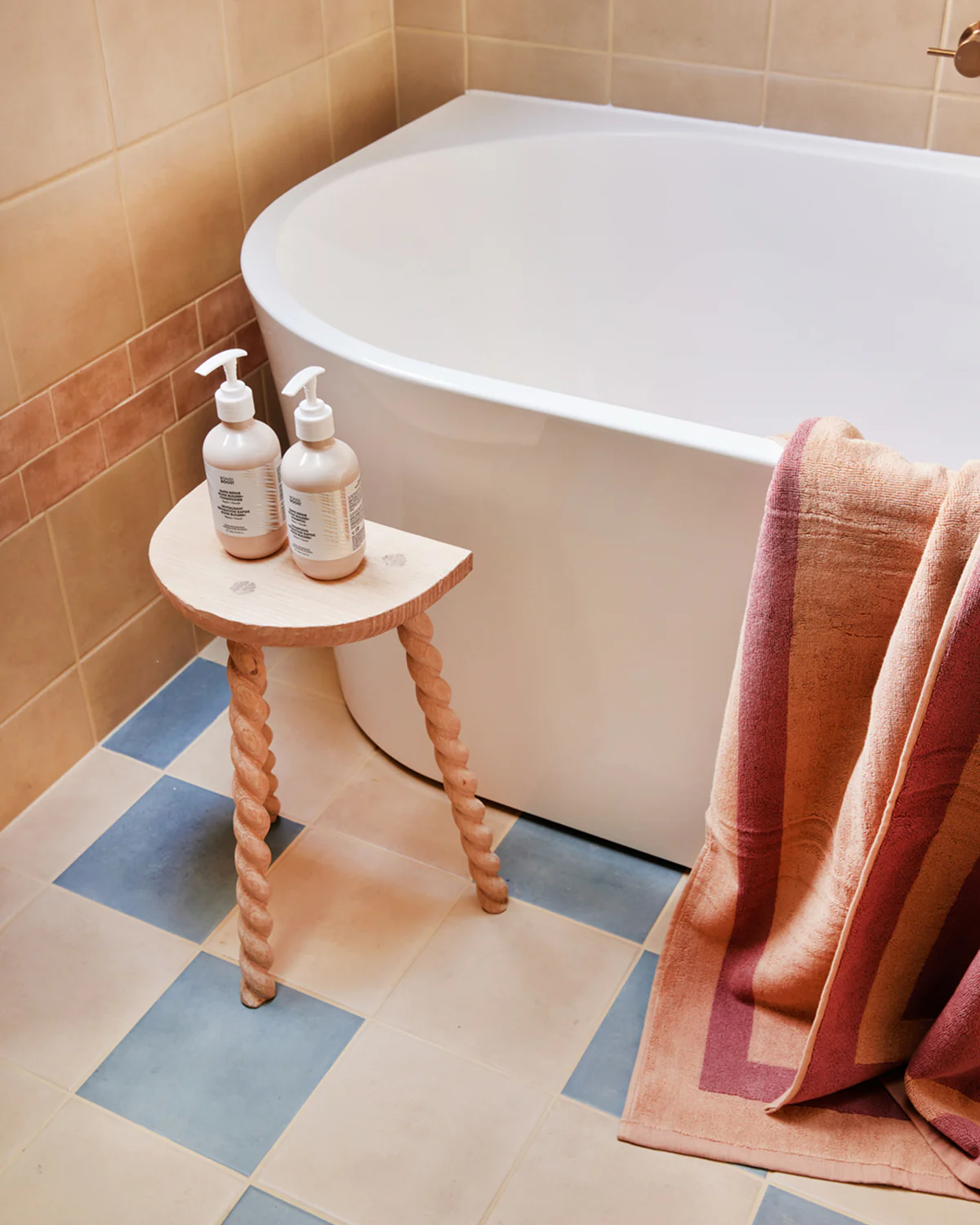 Terracotta & Pink Clay Two-Toned 100% Cotton Terry Bath Towel - Image 4